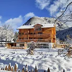 Kurblhof Aparthotel 4*
